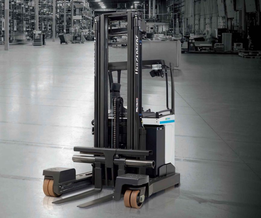 Reach Trucks (Narrow aisle, four way, swivel operations)